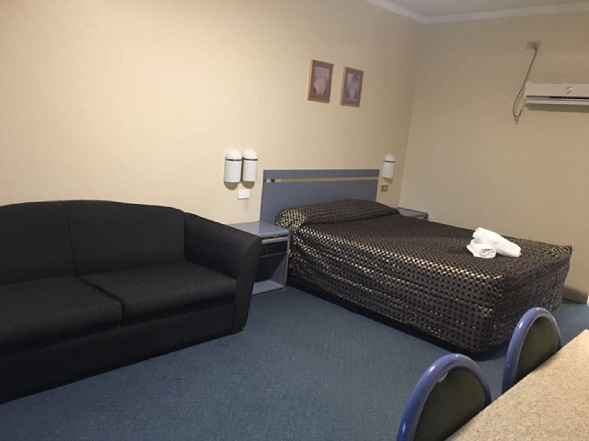 The Select Inn Penrith Bagian luar foto
